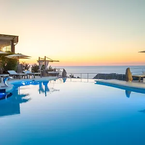 4* Hotell Bajaloglia